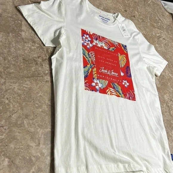 Jack&Jones graphic white cotton short sleeve t shirt , red square vacay print - Picture 3 of 9